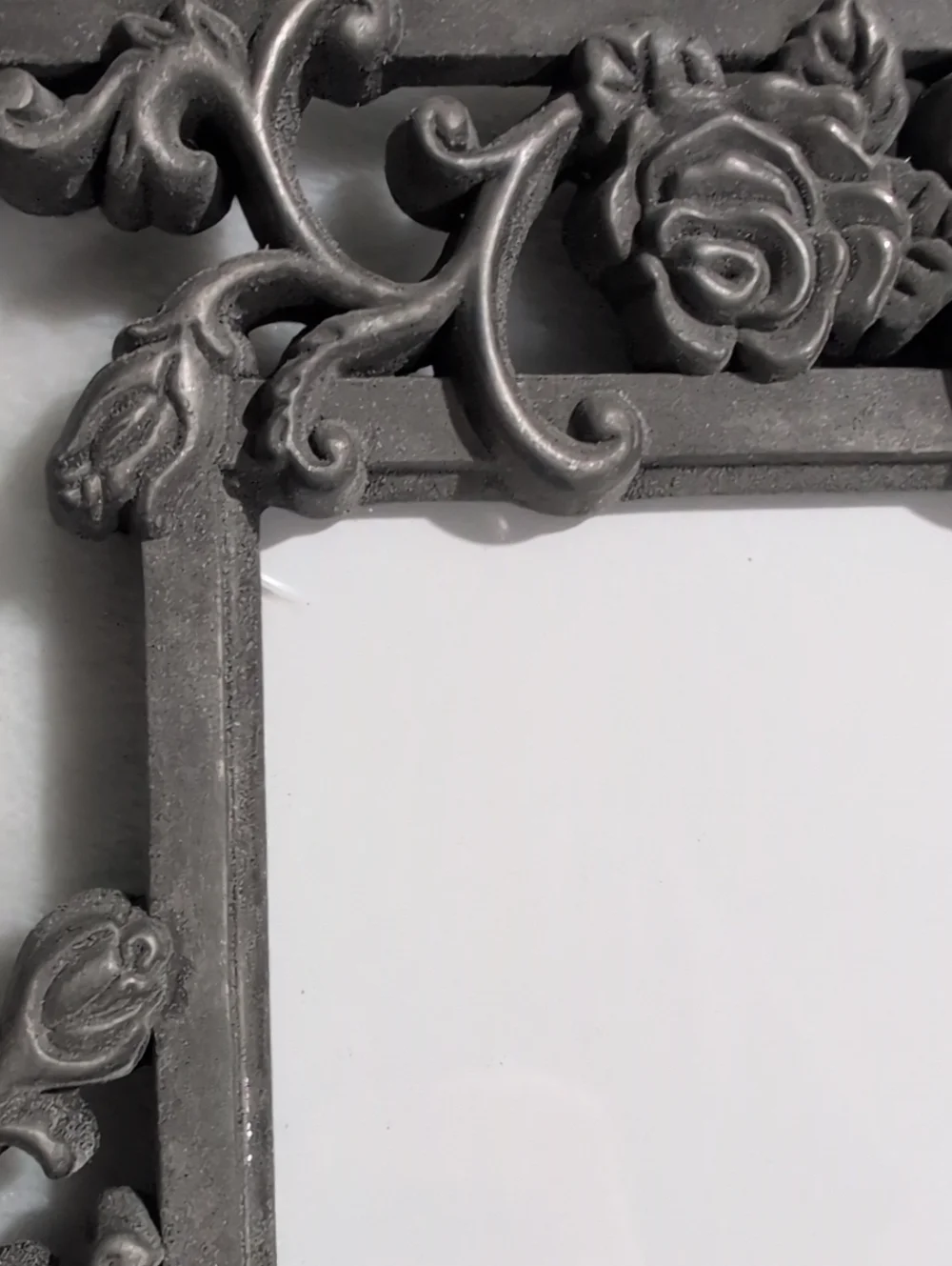 Victorian Ornate Cast Metal‎ Rose Picture Frame 3.5 x5 Heavy Pewter Silver vtg